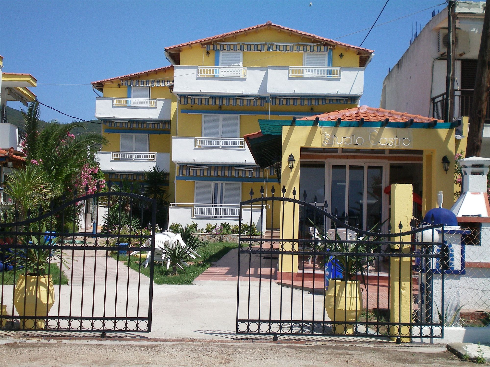 Studios Castro Torone Exterior foto
