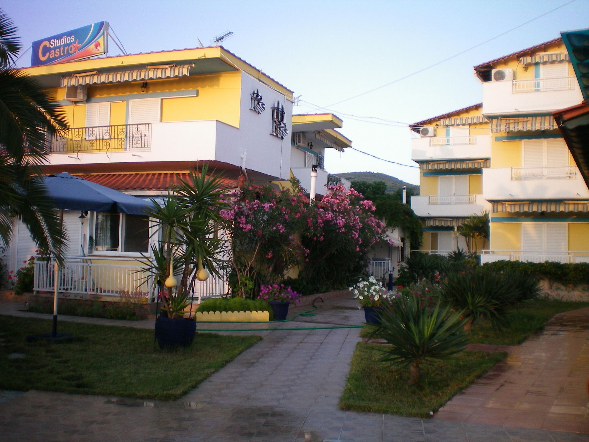 Studios Castro Torone Exterior foto